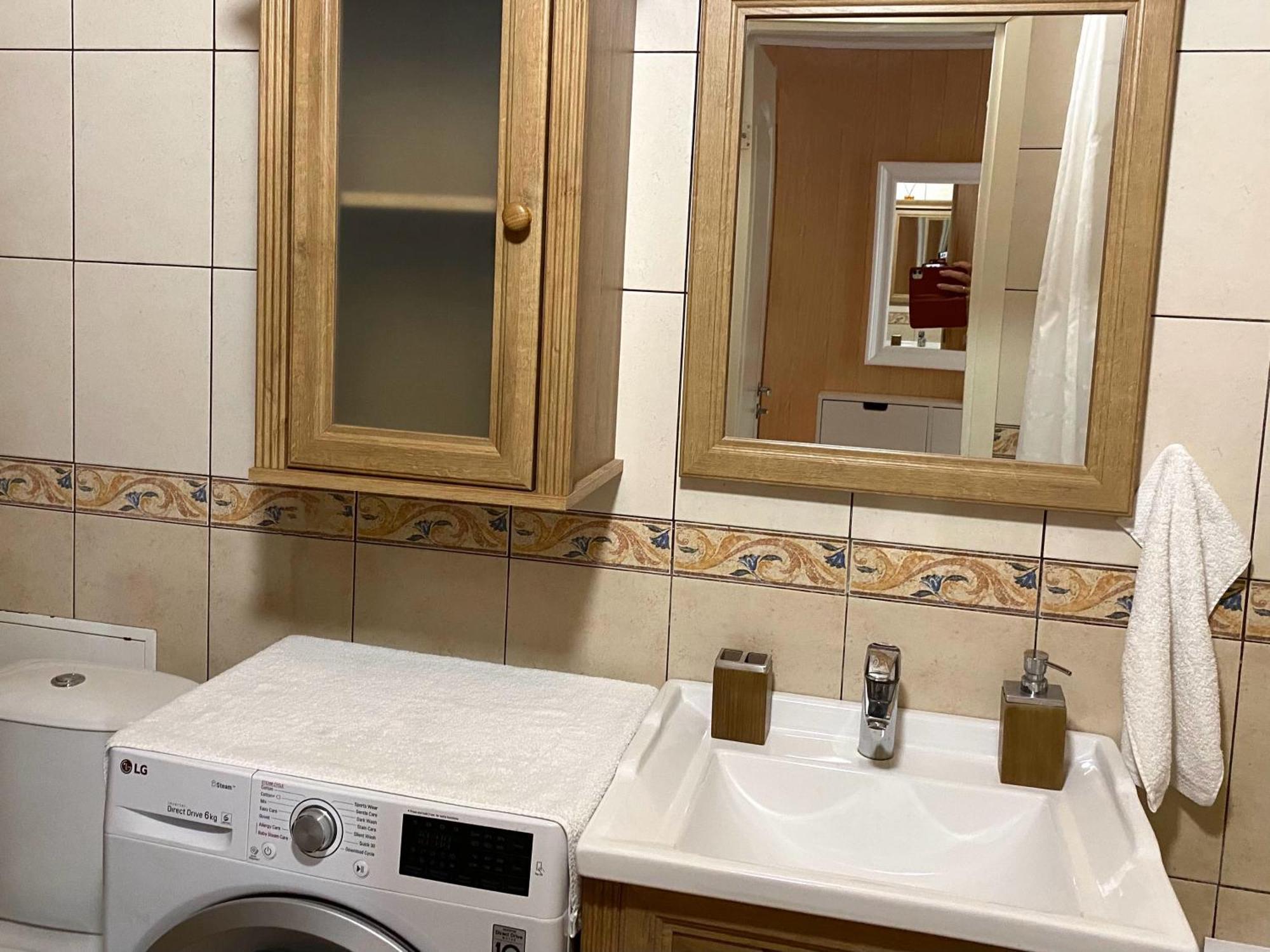 Roberto 3-Ju Kambariu Apartamentas Juodkranteje Экстерьер фото